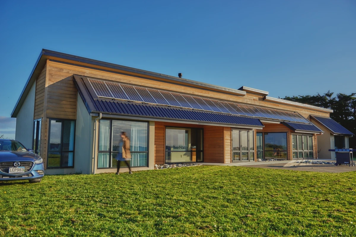 Solar Panels Southland New Zealand Credit Sebastian Katzlese